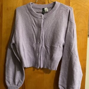 H&M Light Purple Cropped Button-Up Sweater
